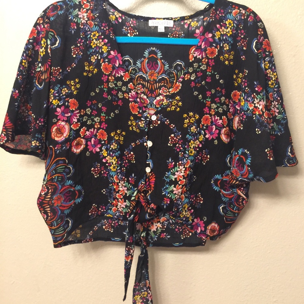 Bohemian print button down tie waist crop blouse